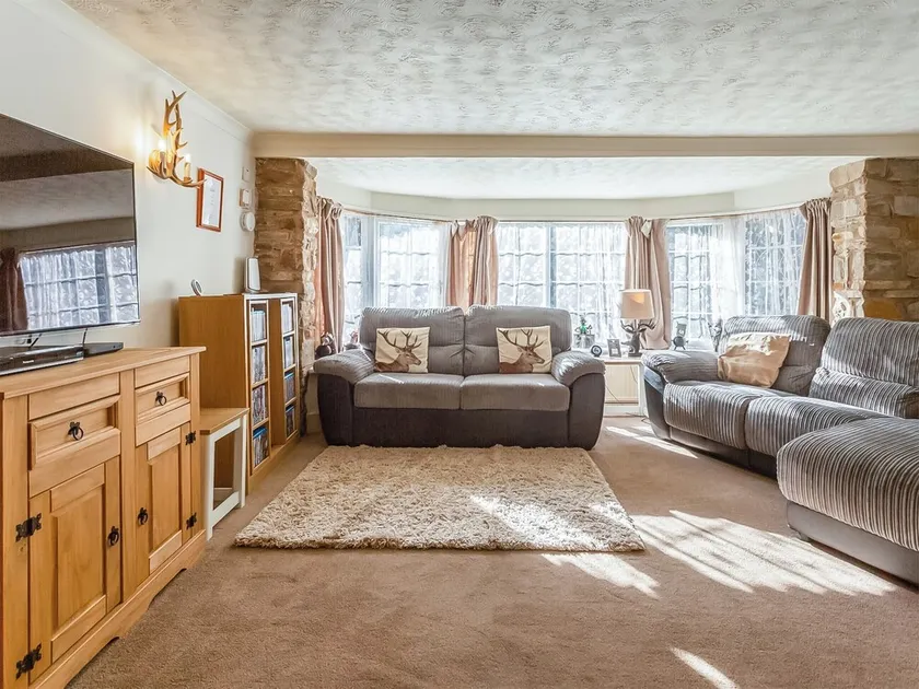 1 bedroom accommodation in Whitecroft, Forest of Dean - Image 1