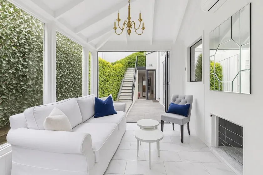 The Hamptons Paddington Home - Image 1