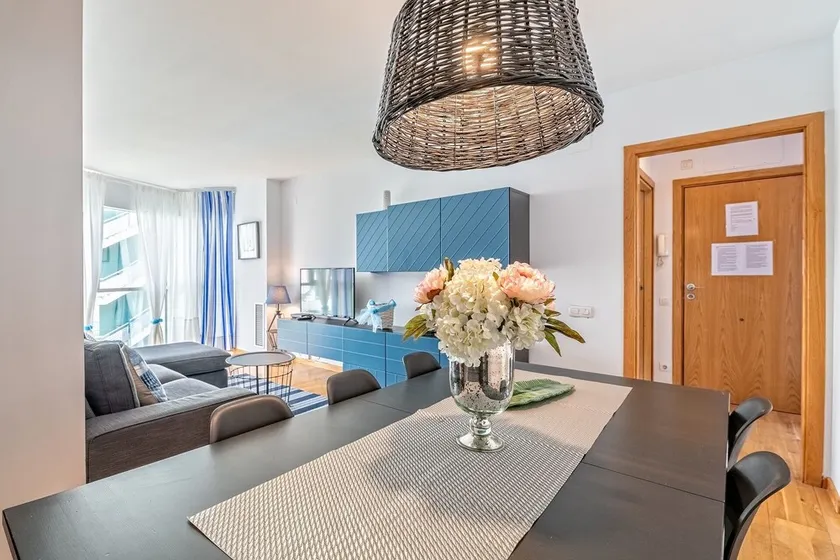 Apartamento lujo& piscina junto Barcelona Centro - Image 1