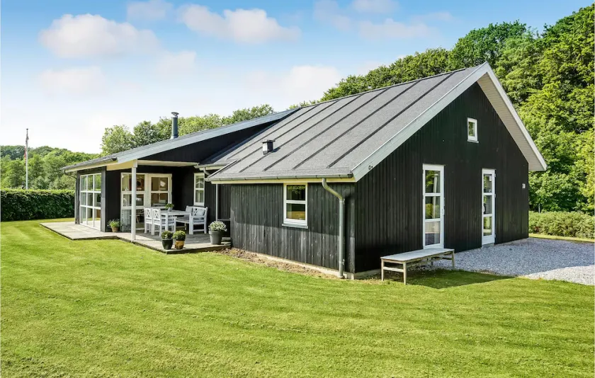 Beautiful Home In Aabenraa With Sauna - Image 1
