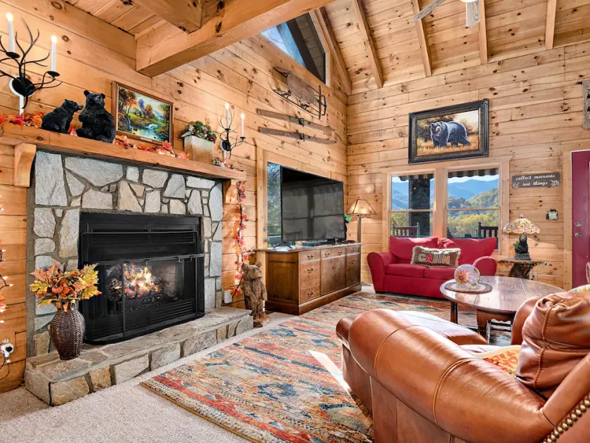 Decorated Christmas log cabin with mountain View, Hot Tub, Pool Table, sleeps 10 - Image 1