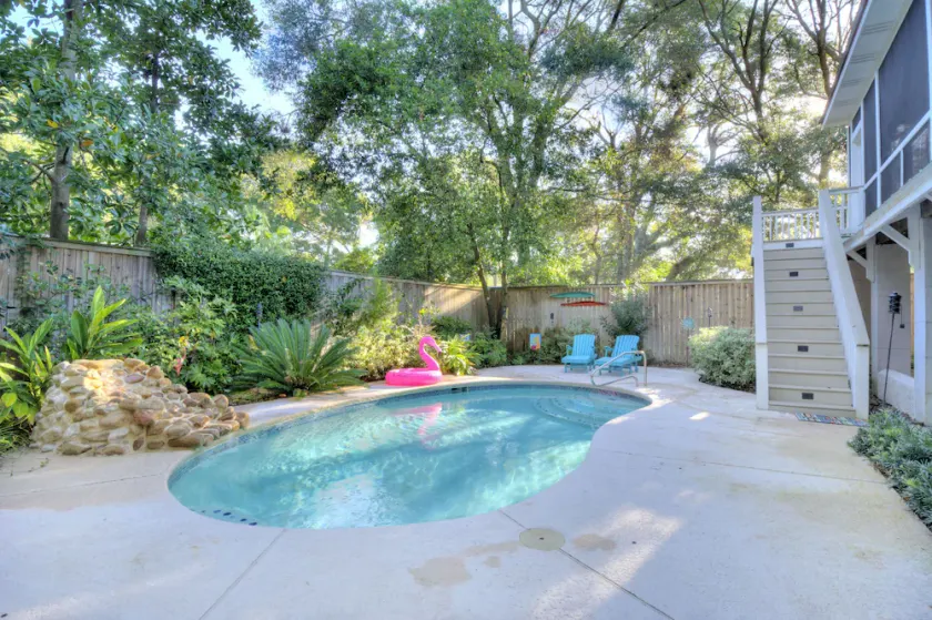 Belle maison de plage, près du village et de la plage, piscine privée, 14 personnes - Image 1