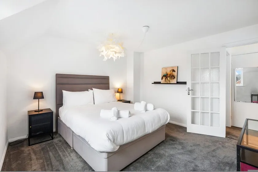 Appartamento con 5 camere da letto per 8 persone - Image 1