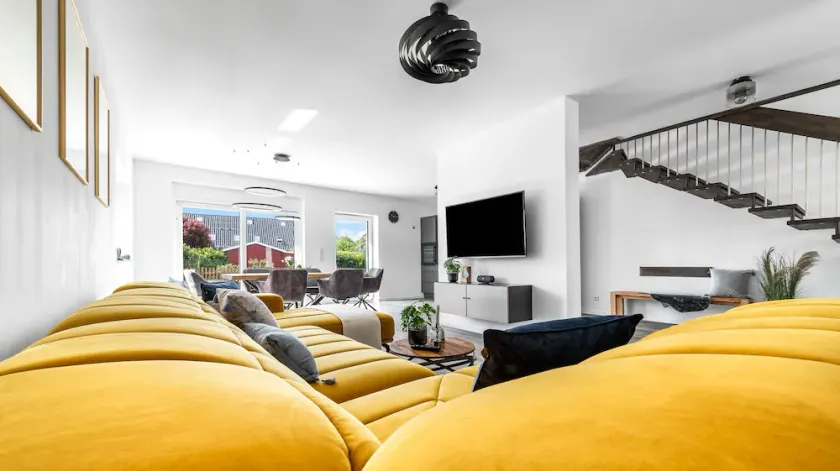 \"Relax and Rejuvenate at Ferienhaus Buhne 16: Your Coastal Retreat!\" - Image 1