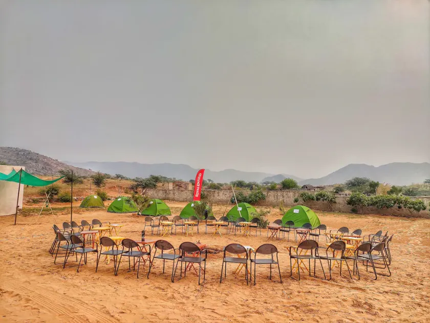 Camping i ørken med kamelsafari - Image 1