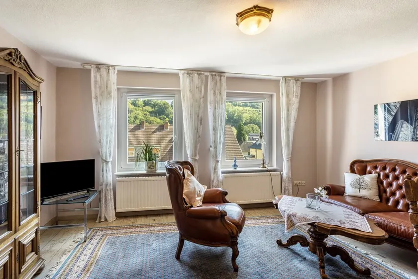 Apartment 'Schlossbergblick' with Shared Terrace, Shared Garden and Wi-Fi - Image 1