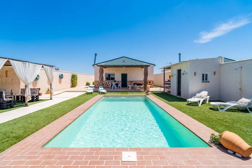 Ferienhaus \"Casa Rural Rafael\" mit Privatem Pool, Privaten Terrassen und WLAN - Image 1