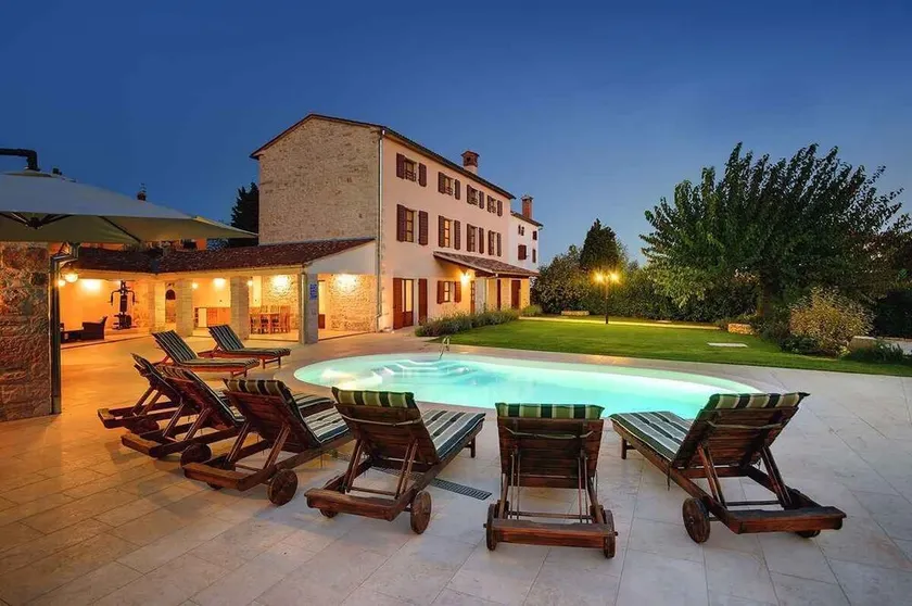Villa med pool, sauna, solterrasse og Wi-Fi - Image 1