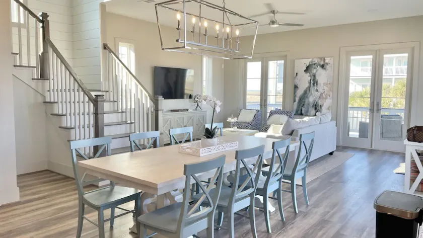 Beautiful Beach House, private bch, Modern and Comfortable furnishings - Image 1