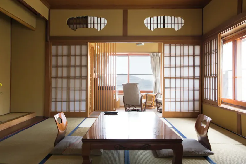Chigira Jinsentei - Image 1