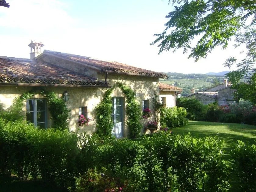 Todi - villa with swimming pool and tennis court - Image 1