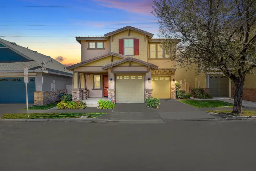 Blue Zone Home with EV Charger - Image 1