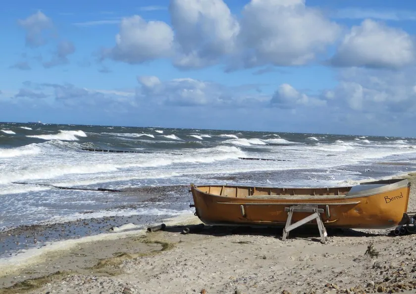 Appartamento trilocale fino a 4 pers. + 1 bambino fino a 7 anni - escl. App. Groyne, camino, Wi-Fi, 250 metri dalla spiaggia, Waschm. - Image 1
