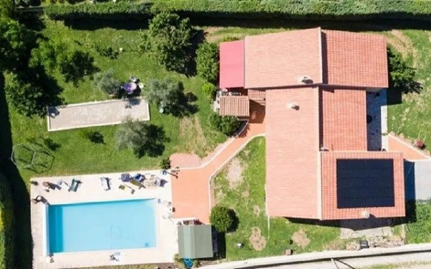 Un Gîte de Qualité Entièrement Équipé au Coeur du Var - Image 1