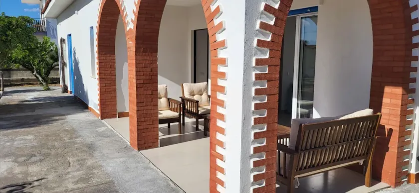 Intera Villa, ampi spazi, 5 minuti a piedi dalla spiaggia adatto famiglie gruppi - Image 1