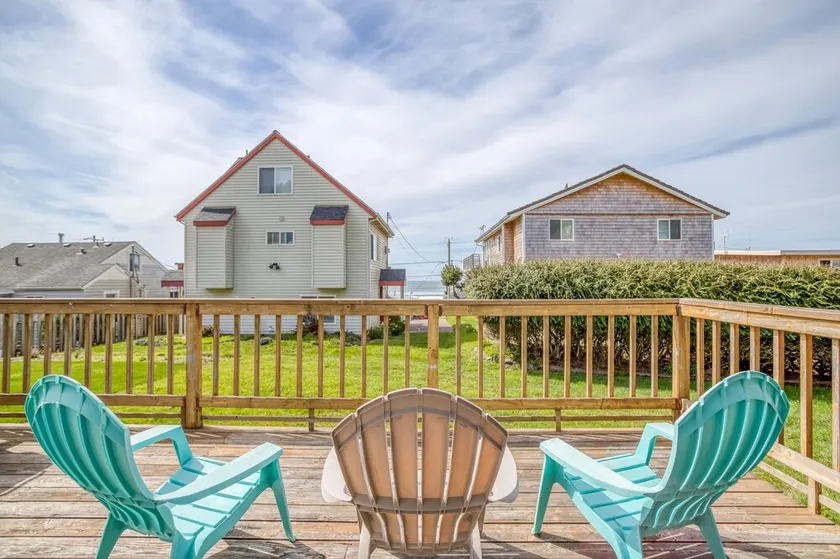 Roads End Single-Level with Two King Bedrooms is Updated for Ease and Comfort! - Image 1