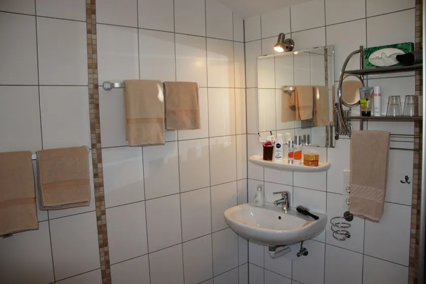 Gemütlich eingerichtete Appartements, barrierefrei mit großer Terrasse am See - Image 1