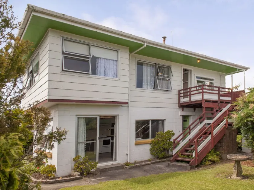 Holiday Haven - Whitianga Bach - Image 1