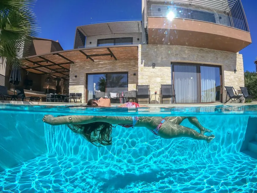Almi-Cove Hilltop Villas - Image 1