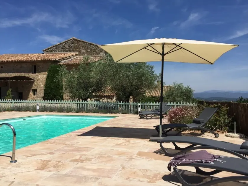 'Les Mallans \", Lacoste familievenlig villa med egen privat pool og tennisbane - Image 1