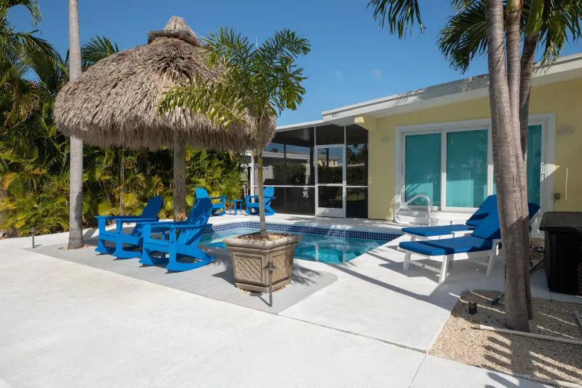 Renovierter, privater Pool, Zugang zum Kanal und Cabana Club! - Image 1
