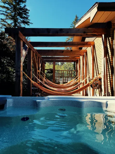 Lac Brome 5 Bedrooms With Hot tub (CITQ # 133781) - Image 1