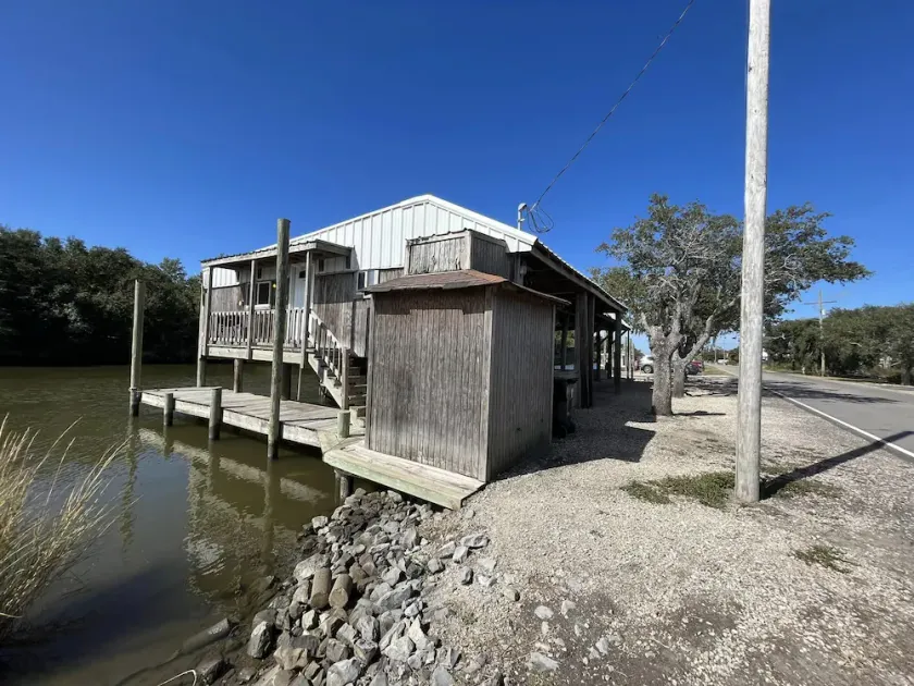 Cajun Saint Outdoors - Cozy Camp Over The Water - Image 1