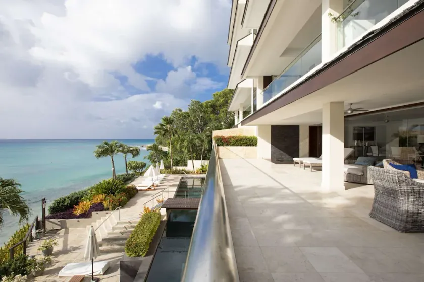 Portico 1 by Fantasia Villas - Image 1