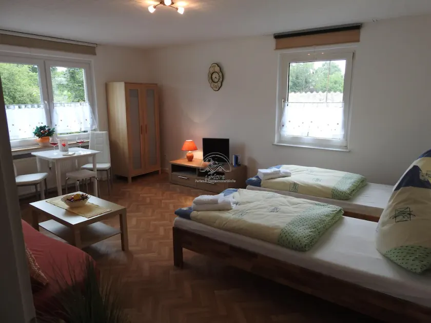 Appartement de bien-être dans le sud préféré de Duisburg pour les affaires et voyageurs privés - Image 1