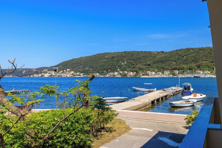 Apartments Darko by the sea (68091-A1) - Supetarska Draga - island Rab - Image 1