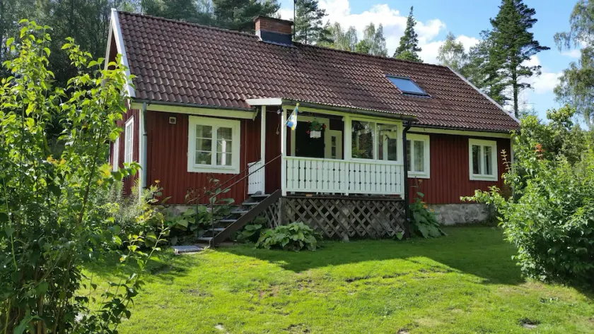 Scenic cottages located in northern Skåne. - Image 1