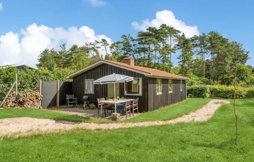 Nice Home In Hadsund With Kitchen - Image 1