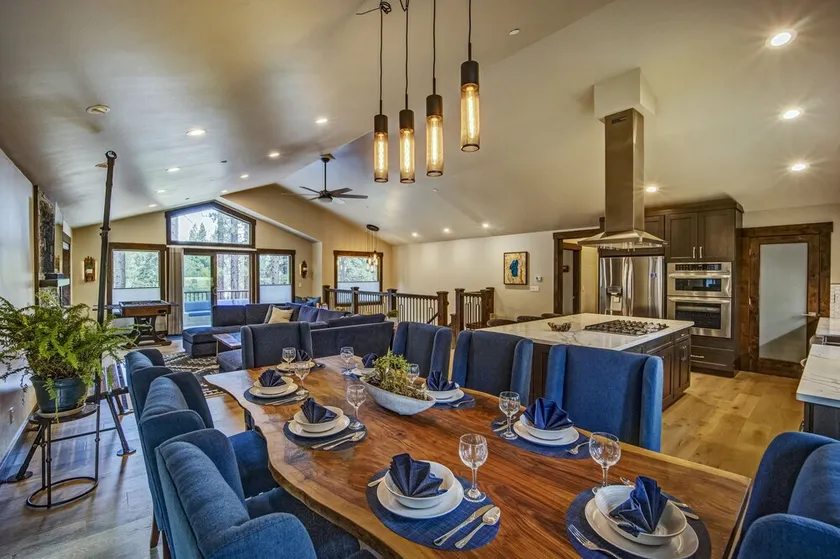 You'll Love This New Luxury Mountain Modern Getaway - New Sauna + Close to Town - Image 1