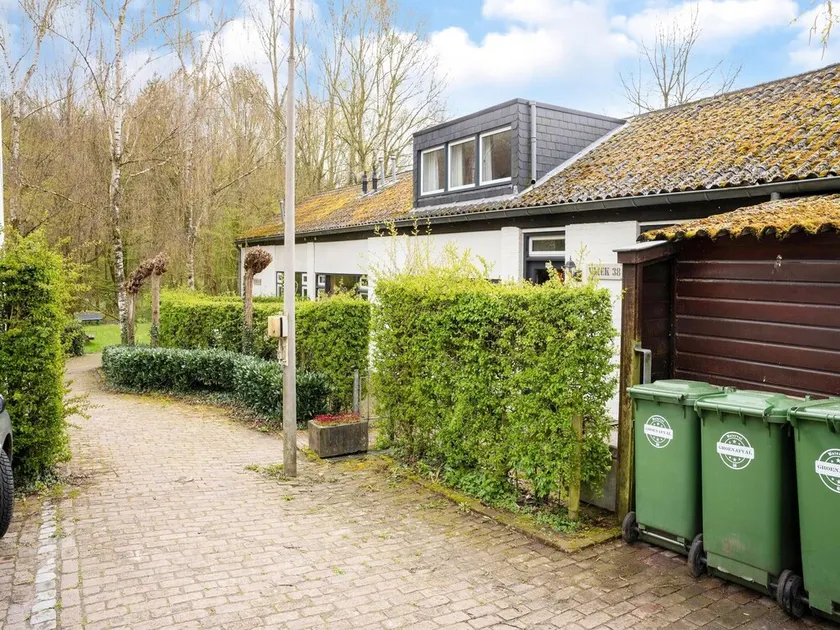 Serene Holiday Home in Ulestraten with Terrace - Image 1