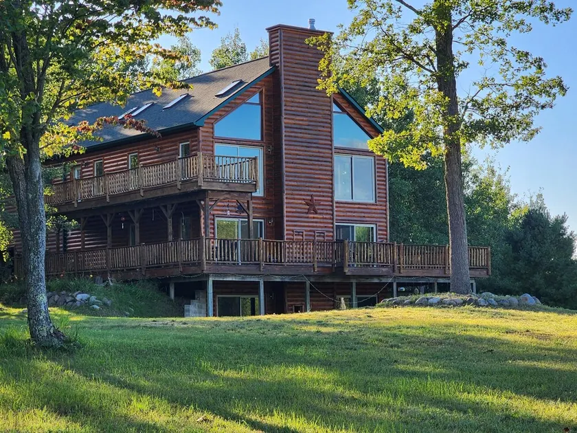 Stort privat hjem på 50 hektar ved siden af golf & stier. - Image 1