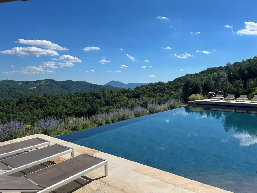 Casa de campo familiar perfecta para 12 personas con una impresionante piscina infinita y un gran jardín - Image 1