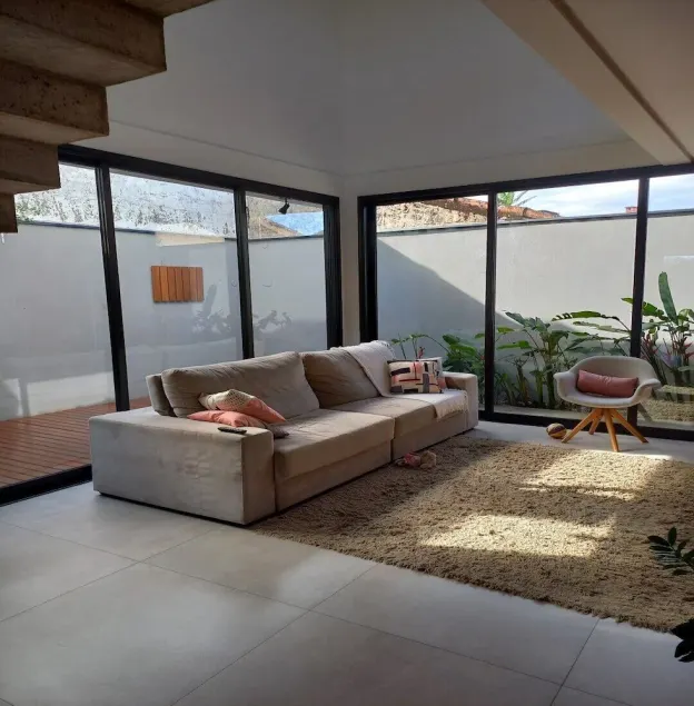 Luxury townhouse - Image 1