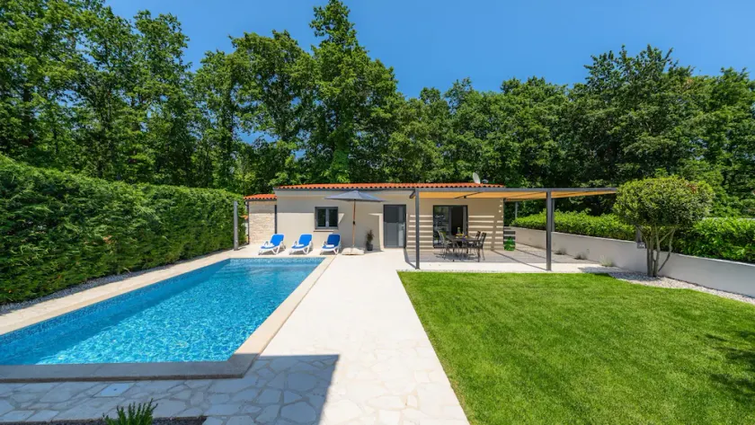 Villa Lakora - Image 1