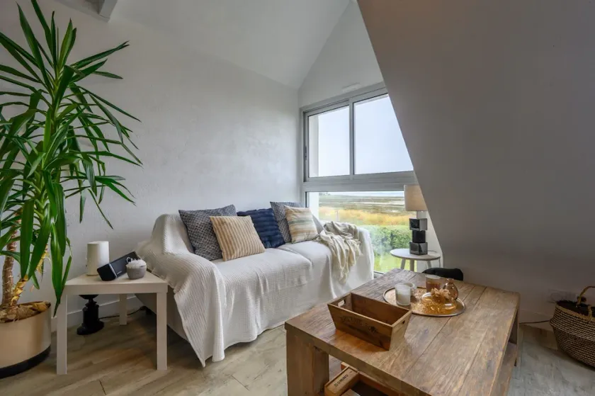 Appartement charmant à Sarzeau avec vue sur la mer, 55 m² - Image 1