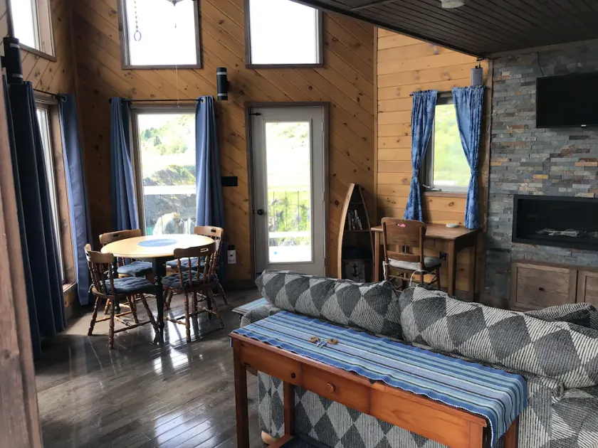 Cozy Boutique Chalet on the Ocean's Edge! - Image 1
