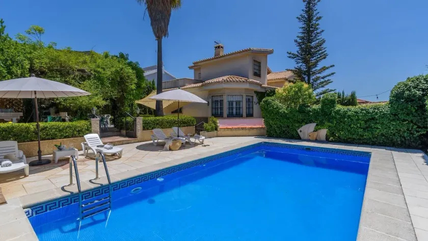 Villa del Mamut, Padul Granada - Image 1