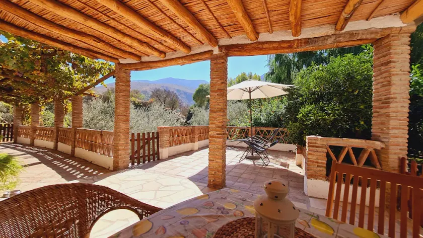 Sustainable High Level Cave House, Private huge Garden Calm View Child safe Pool - Image 1