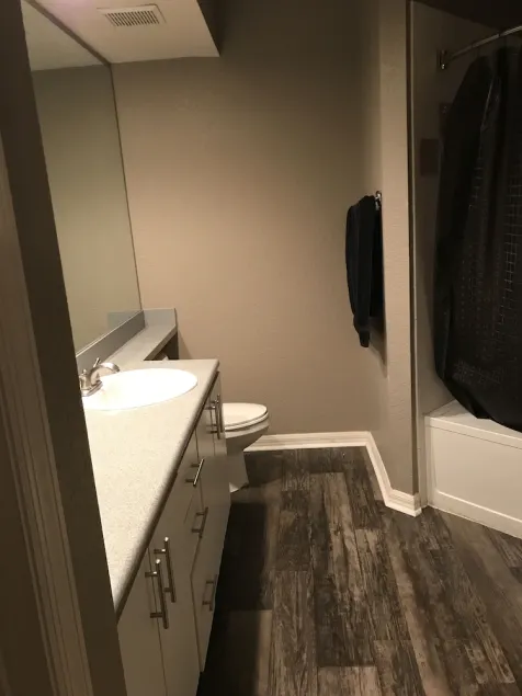 Lovely 1 bedroom condo - Image 1