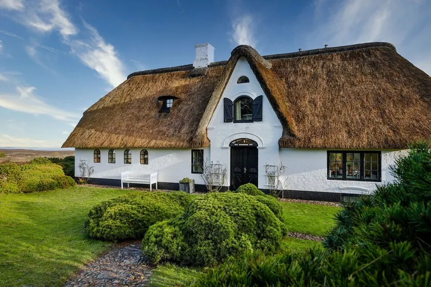 House - Image 1