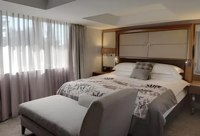 1 BEDROOM LUXURY SUITE - ROMANTIC HIDEAWAY - Image 1