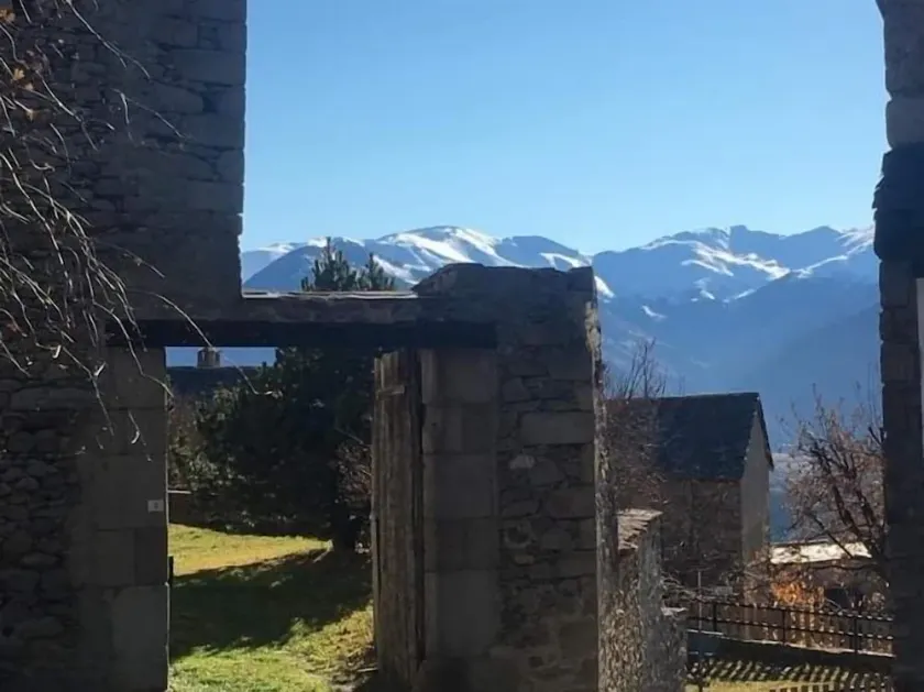 Renovated Catalan farmhouse for rent near Font Romeu sleeps 22 - Image 1