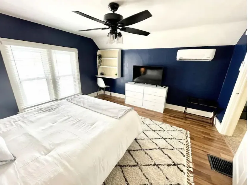 Cozy 3-bedroom home near downtown Fort Wayne | Pet Friendly! - Image 1