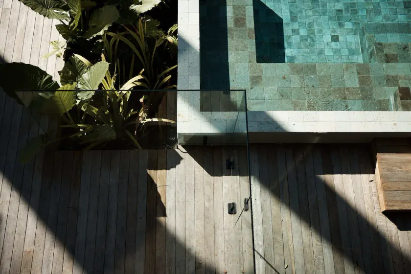 'Tanglewood' Luxury Architectural Home w/ heated magnesium pool - Image 1