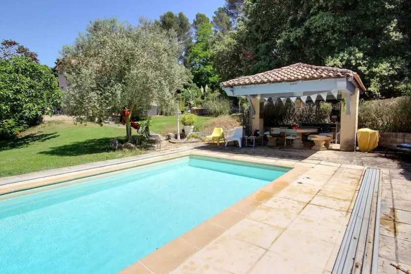 Villa with private pool and spa between Aix-en-Provence and Marseille - Image 1