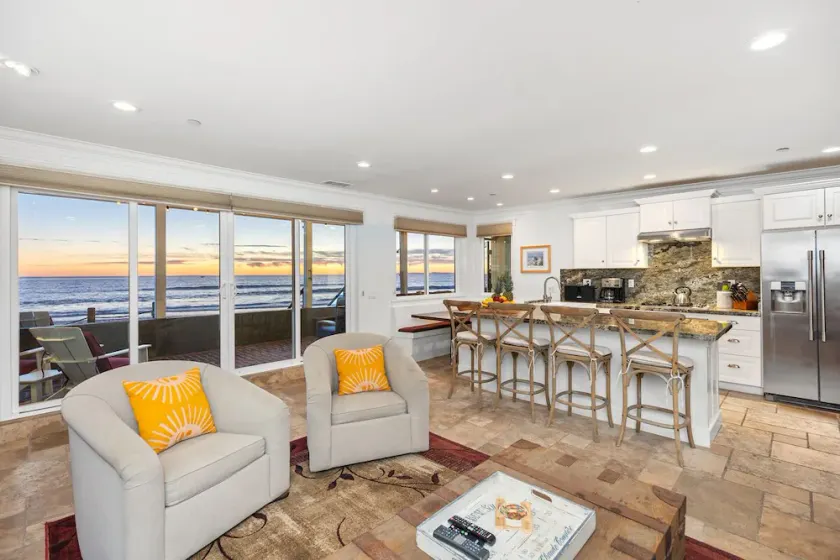 OCEANFRONT CHIC LUXURY HOME - Image 1
